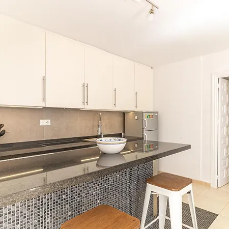 Capistrano Playa, 2 Bedroom & Free Wi-fi * Nerja