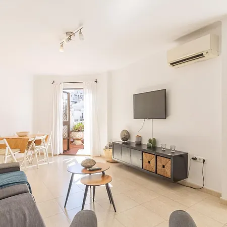 Capistrano Playa, 2 Bedroom & Free Wi-fi شقة نيرخا